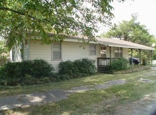400 SE 6th St, Cooper, TX 75432