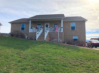 2124 Murphys Chapel Dr, Sevierville, TN 37876