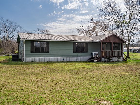 4th image of 101 Taylor St