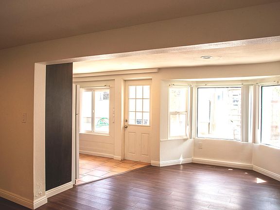4th image of 4020 34th St #A