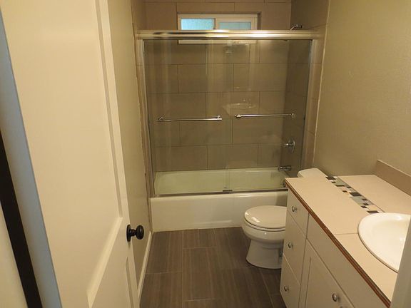 5th image of 16204 NE 99th St