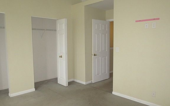 5th image of 7443 Grandview Ct