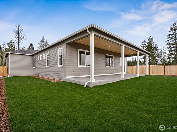 4th image of 5711 Thornhill Avenue SW #328