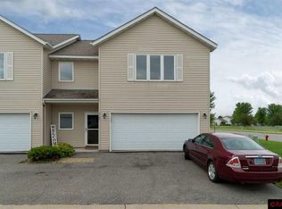 2100 Linden Trl, North Mankato, MN 56003