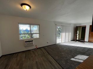 618 Center St, Healdsburg, CA 95448