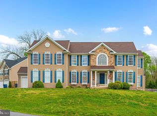 11501 High Ridge Ct, Hagerstown, MD 21742