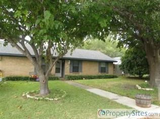 903 Rolling Hills Dr, Hewitt, TX 76643