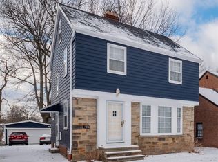 1048 Pennfield Rd, Cleveland Heights, OH 44121