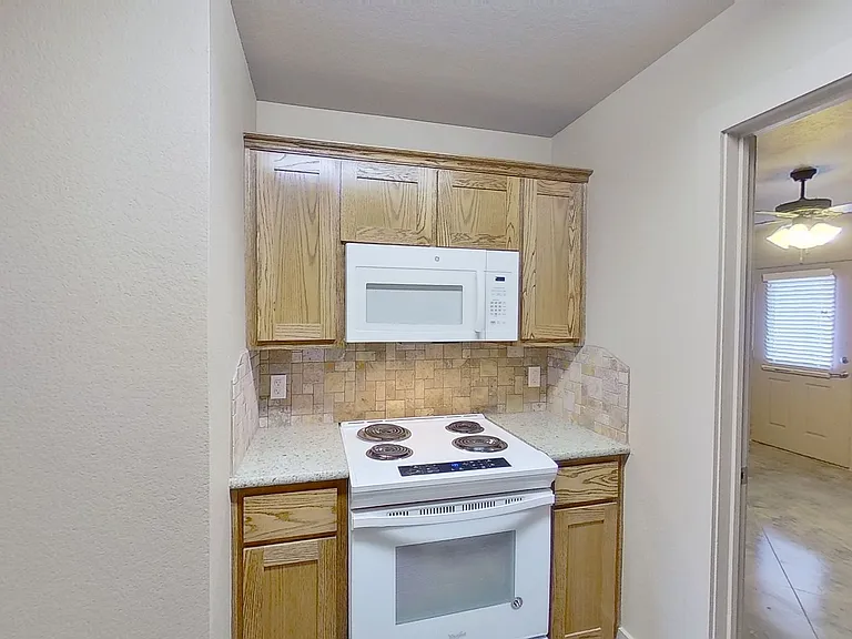 1227 Honor Ln — Photo 6