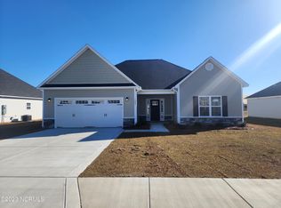 1008 Bluewater Blvd, New Bern, NC 28562