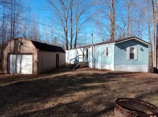 1937 Lakeshore Dr, Gladwin, MI 48624