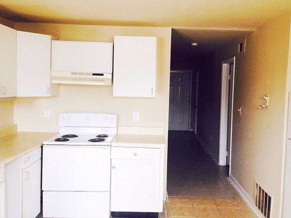 5th image of 609 Allen Dr #14830386