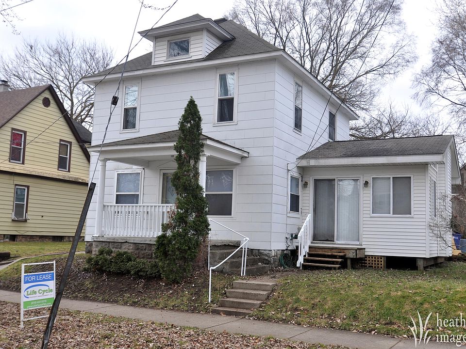 1st image of 1103 Quarry Ave NW