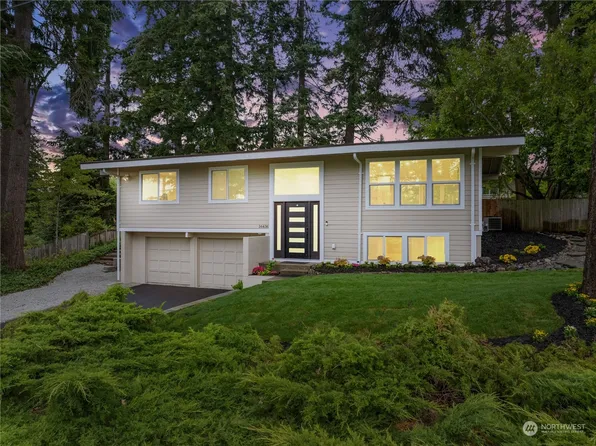 16436 SE 8th St, Bellevue, WA 98008