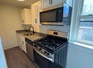 113 Main St #3, Epping, NH 03042