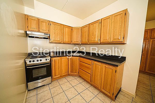 1st image of 2566 12th St APT 4B