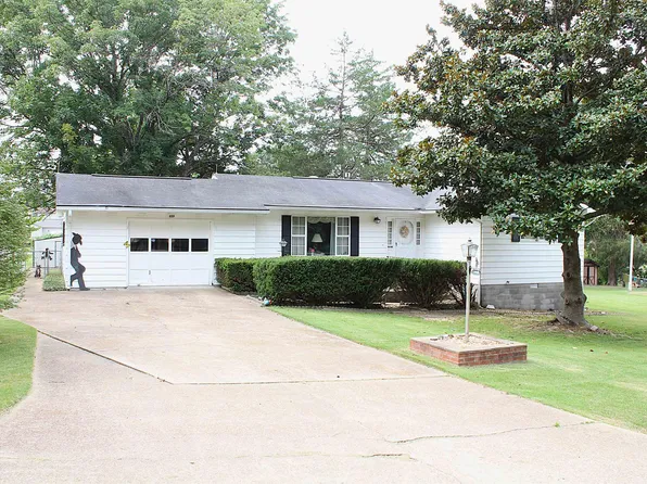 609 E Elm St, Gassville, AR 72635