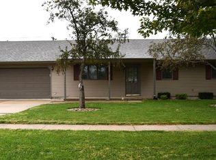 740 S Hastings Ave, Hastings, NE 68901