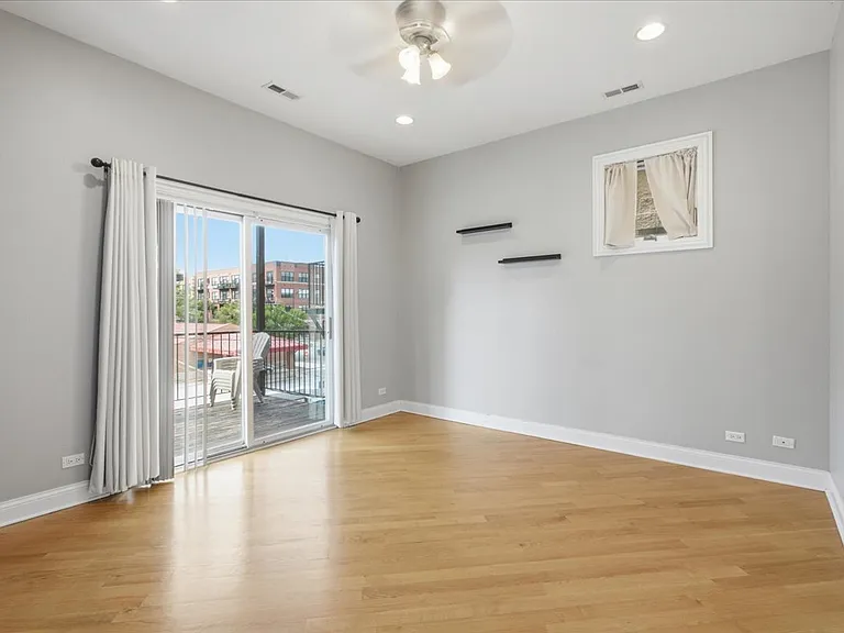 2151 W Warren Blvd #2 — Photo 13