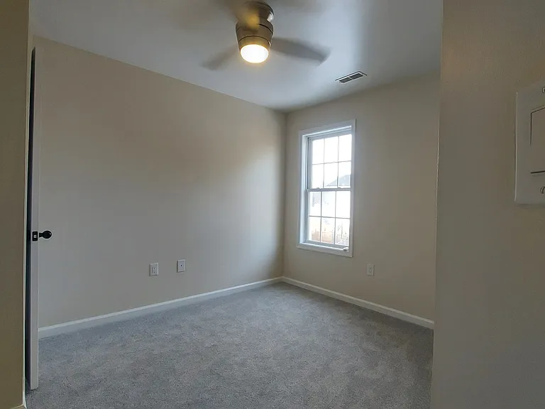 102 Kadies Ln — Photo 7