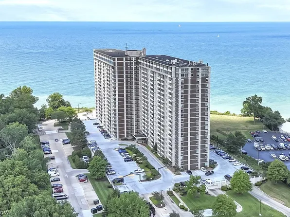 12900 Lake Ave APT 812, Lakewood, OH 44107