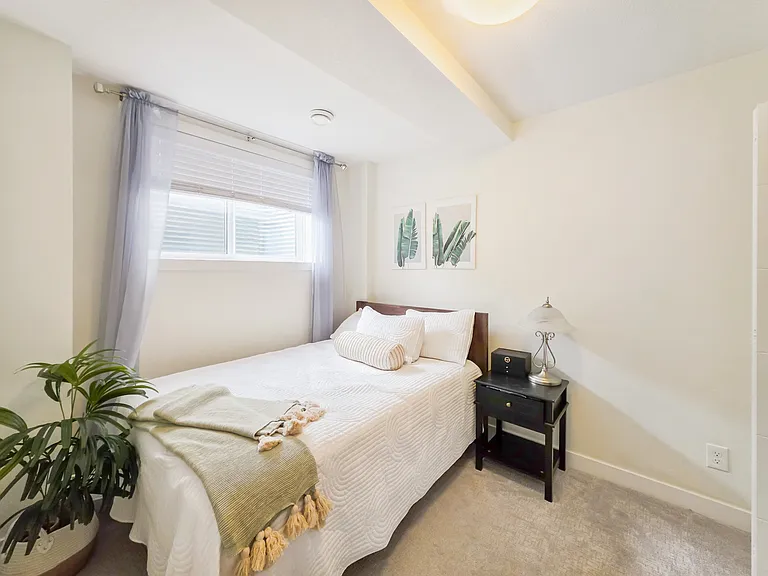206 Sage Meadows Gdns NW — Photo 20