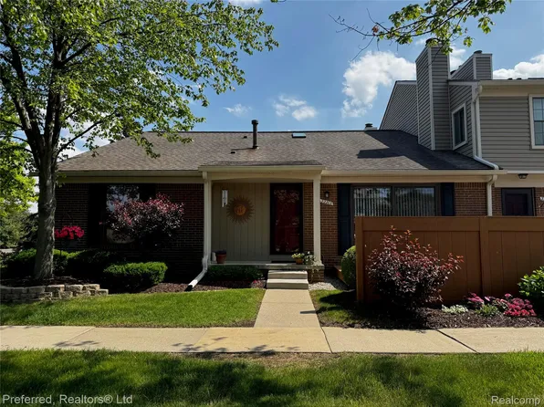 22208 Pondview, Novi, MI 48375