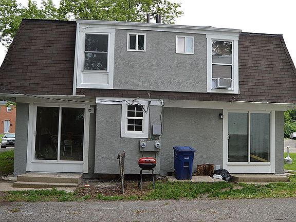 2nd image of 4093-95 Larry Pl