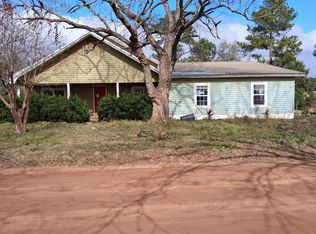 827 Bonnie Tuk Rd, Moultrie, GA 31768