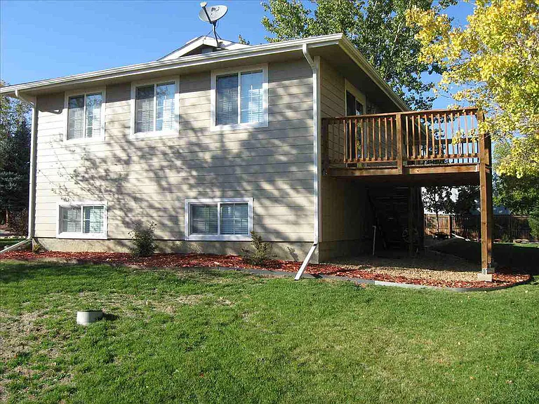 7808 Costigan Ave — Photo 5