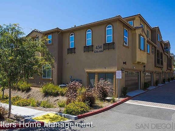 2nd image of 440 Penelope Dr