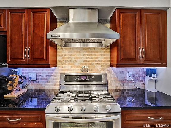 2nd image of 1720 NE 41st St