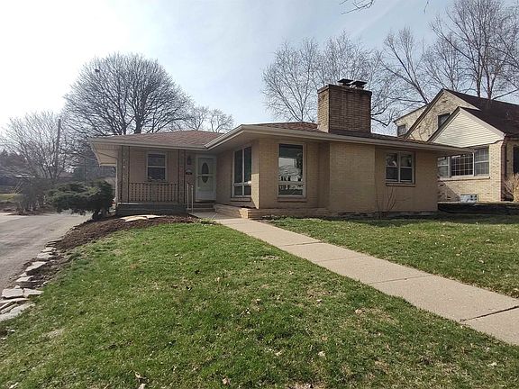 2nd image of 116 Vale Ave N