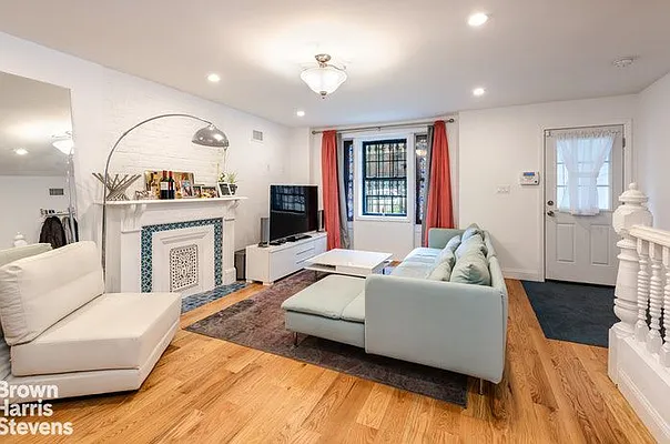 Rented by Brown Harris Stevens | media 3