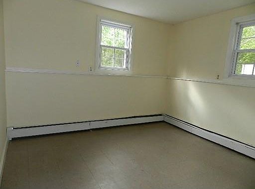 4th image of 64 Old Center St #4