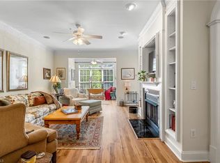 524 College Rd APT 207, Greensboro, NC 27410
