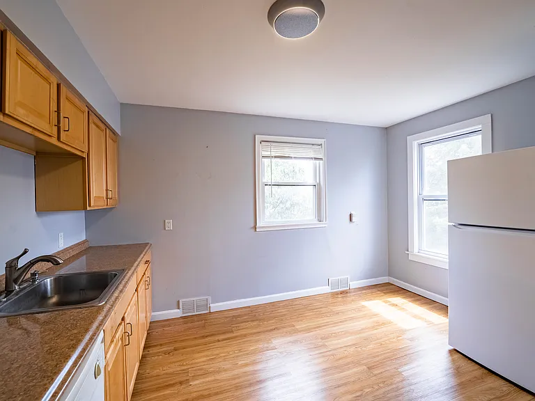 57 Clover Ln #2 — Photo 6