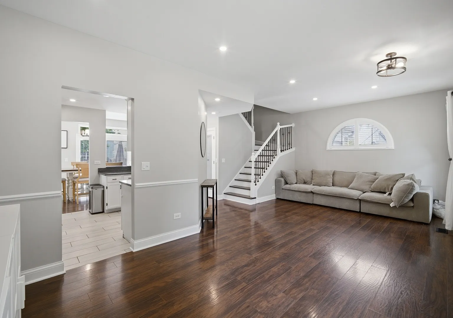 3 bed, 1.5 bath, 1508 sqft, $2,500 — Photo 3