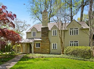 8012 Hampden Ln, Bethesda, MD 20814