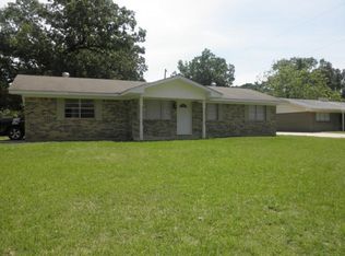 1008 Robert Ln, Benton, LA 71006