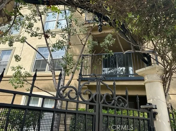 3202 Watermarke Pl, Irvine, CA 92612