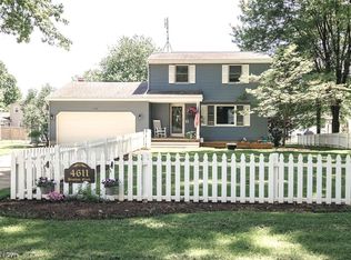 4611 Deopham Green Dr, Youngstown, OH