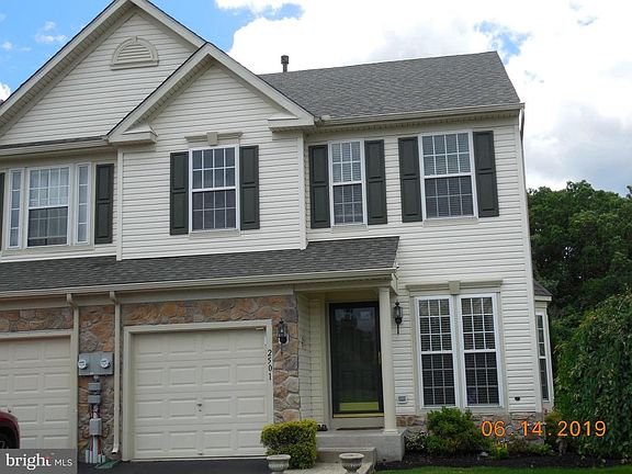2nd image of 2501 Peachtree Dr