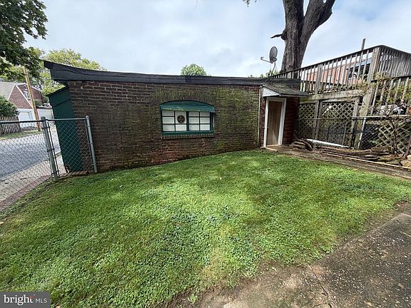 5th image of 4314 Disston St
