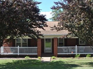 360 Mount Gretna Rd, Elizabethtown, PA 17022