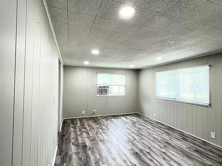 722 N 8th St — Photo 3