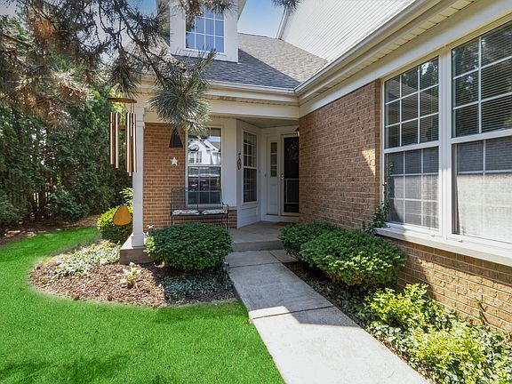 2nd image of 692 Citadel Dr