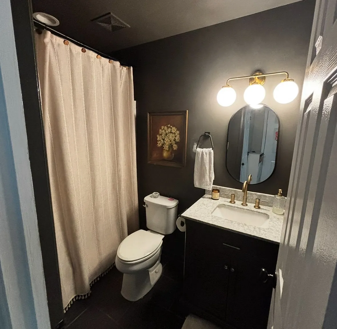 2 bed, 1042 sqft, $900 — Photo 3