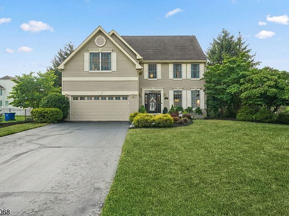 2nd image of 62 Blue Grass Blvd