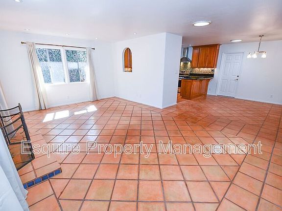 3rd image of 298 Glenwood Ave
